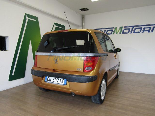 PEUGEOT 1007 1.4 Happy 73 CV NEOPATENTATI
