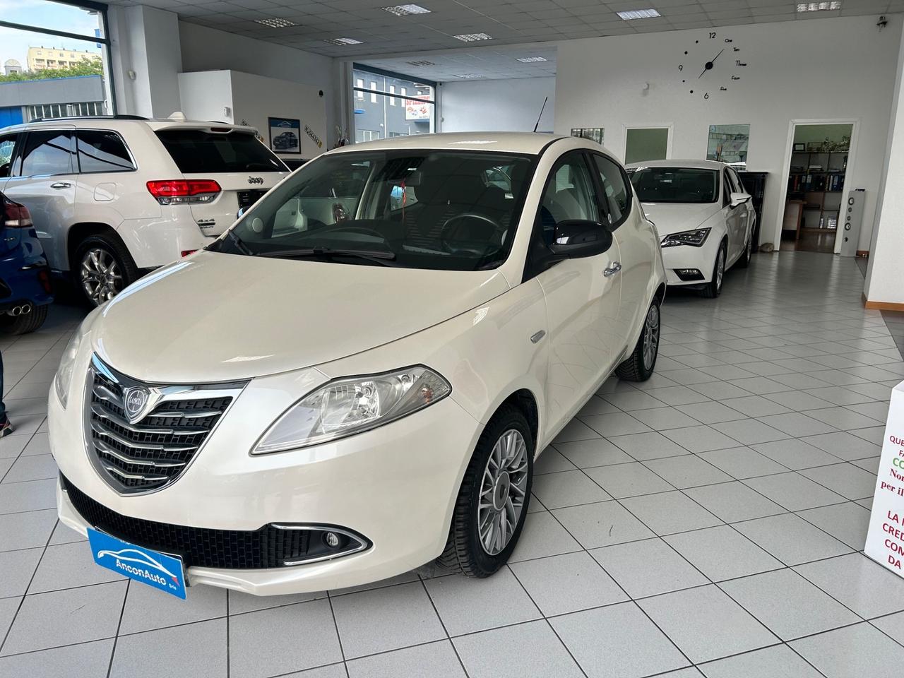 Lancia Ypsilon 1.2 GPL neopatentati 2012