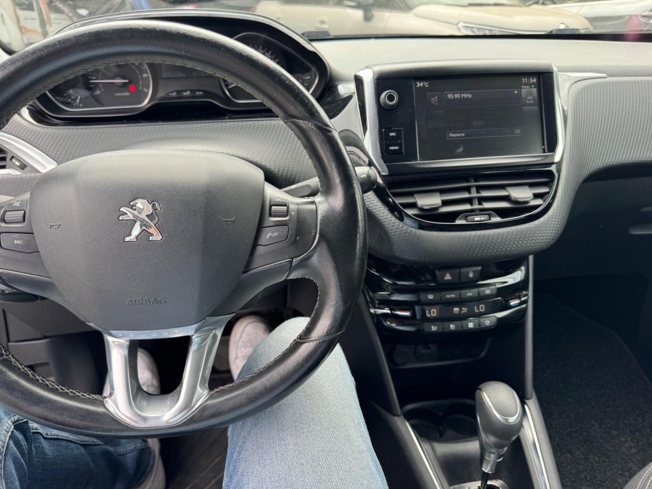 Peugeot 208 PureTech Turbo 110 EAT6 S&S 5 porte Allure