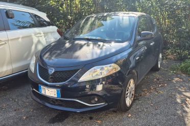 Lancia Ypsilon 0.9 TwinAir 85 CV 5 porte S&S DFN Gold