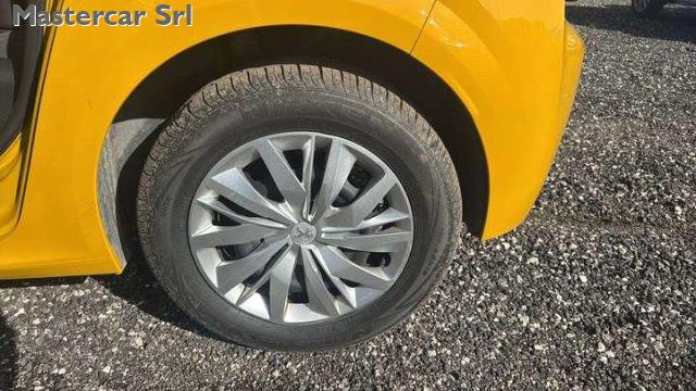 PEUGEOT 208 NEOPATENTATI 208 1.2 Active Pack TG : GP162ML