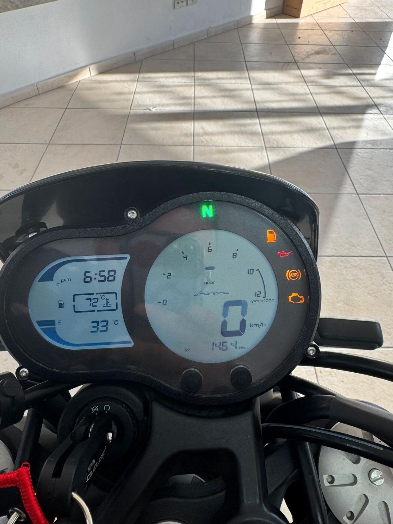 Benelli Leoncino 500 TRAIL