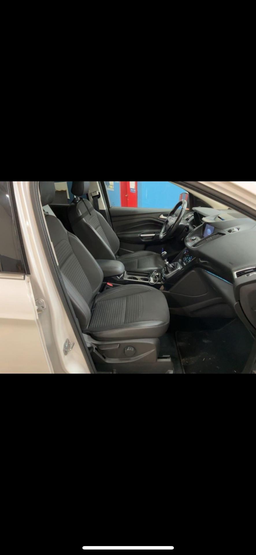 Ford Kuga 1.5 TDCI 120 CV S&S 2WD Titanium