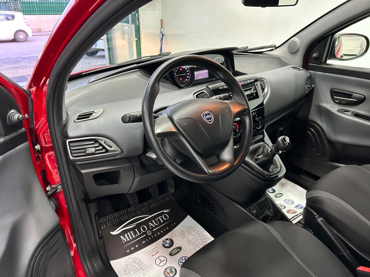 Lancia Ypsilon 1.2 69 CV 5 porte GPL Elefantino