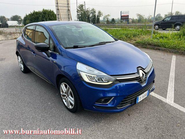 RENAULT Clio TCe 12V 75 CV 5 porte Moschino Intens