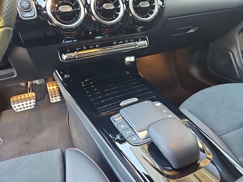 Mercedes-Benz CLA S.Brake CLA 180 d Automatic Premium NIGHT-PACK