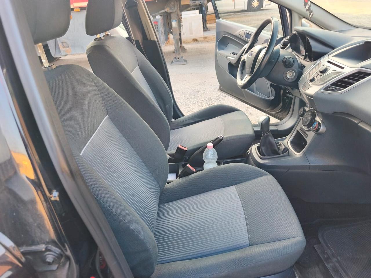 Ford Fiesta 2011----1.4 Diesel Neopatentati