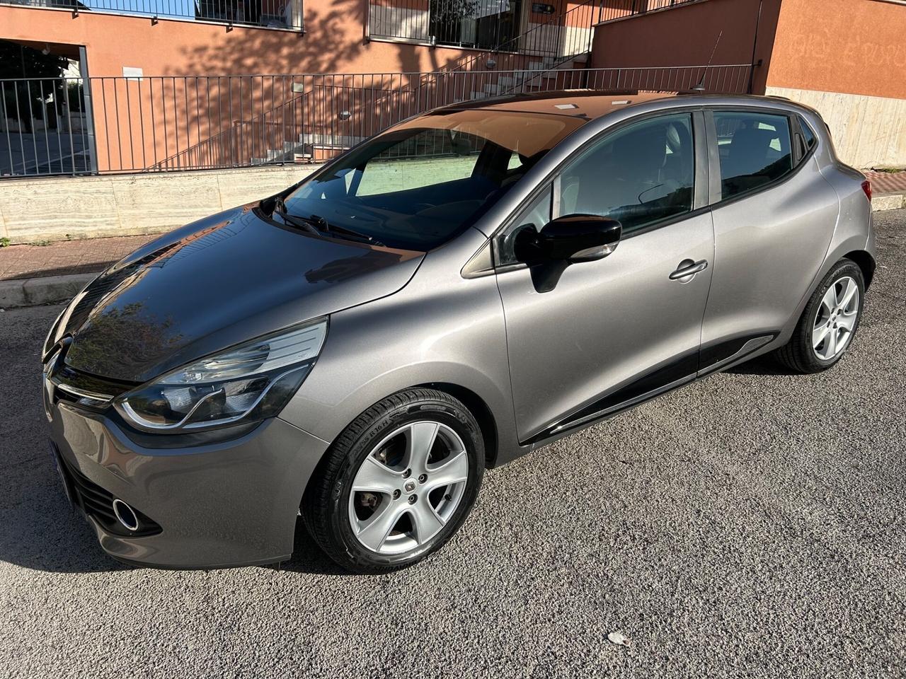 Renault Clio 1.2 16V 5 porte Dynamique