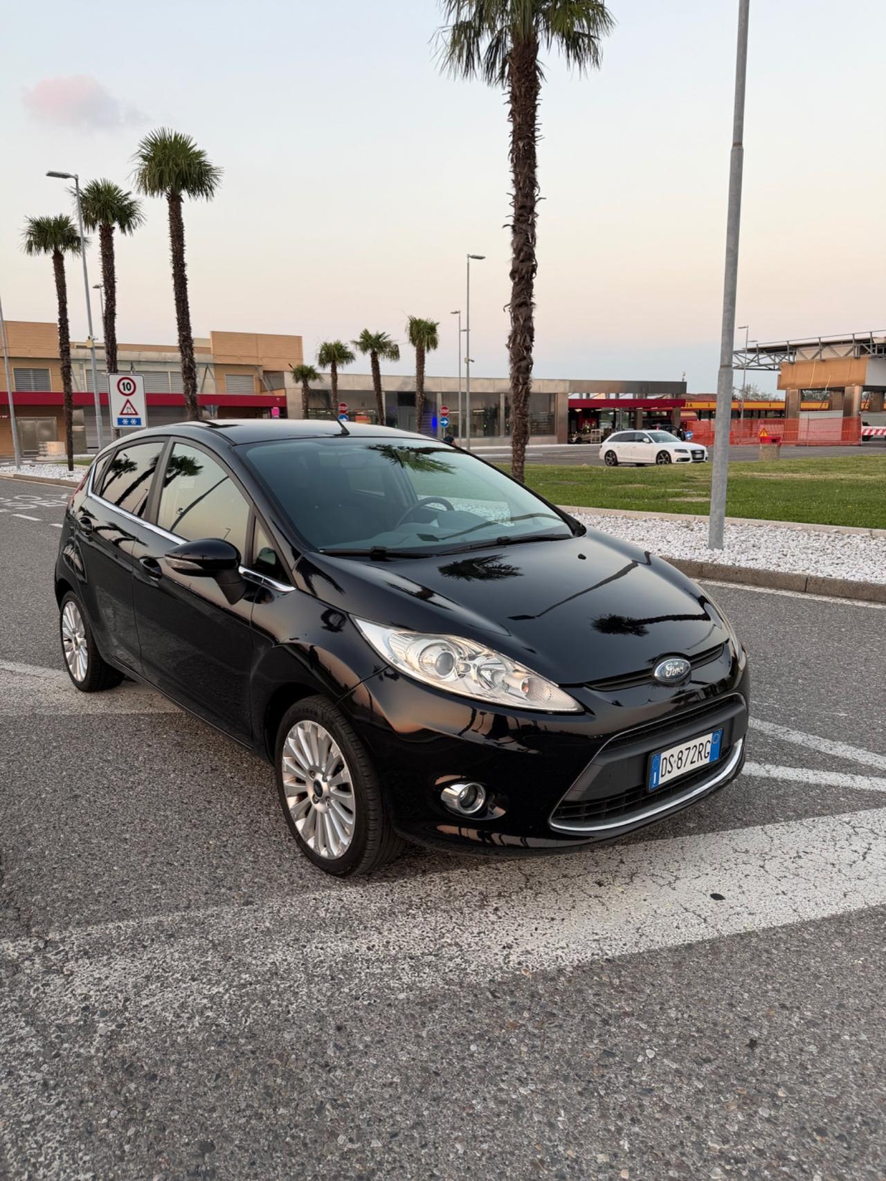 Ford Fiesta Fiesta+ 1.2 60CV 5 porte