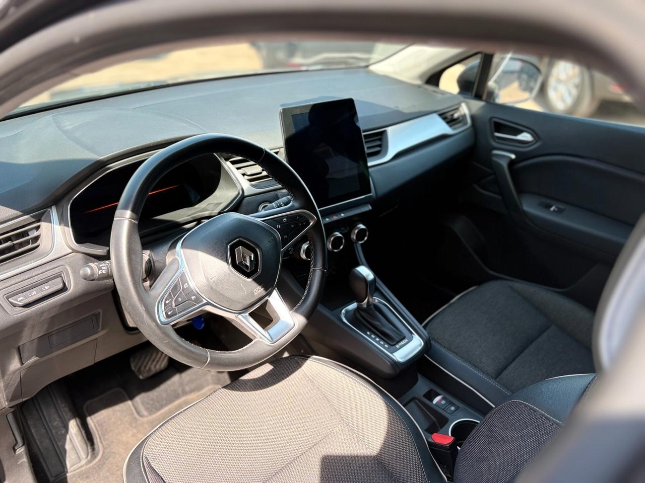 Renault Captur Full Hybrid E-Tech 145 CV Techno Fast Track