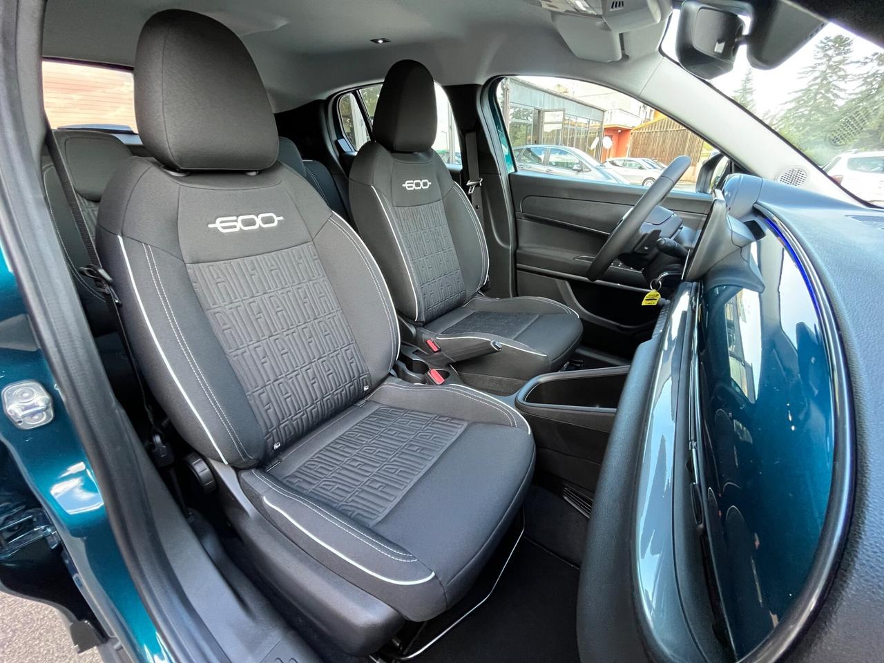 Fiat 600 Hybrid 110 CV Cambio automatico-km0-