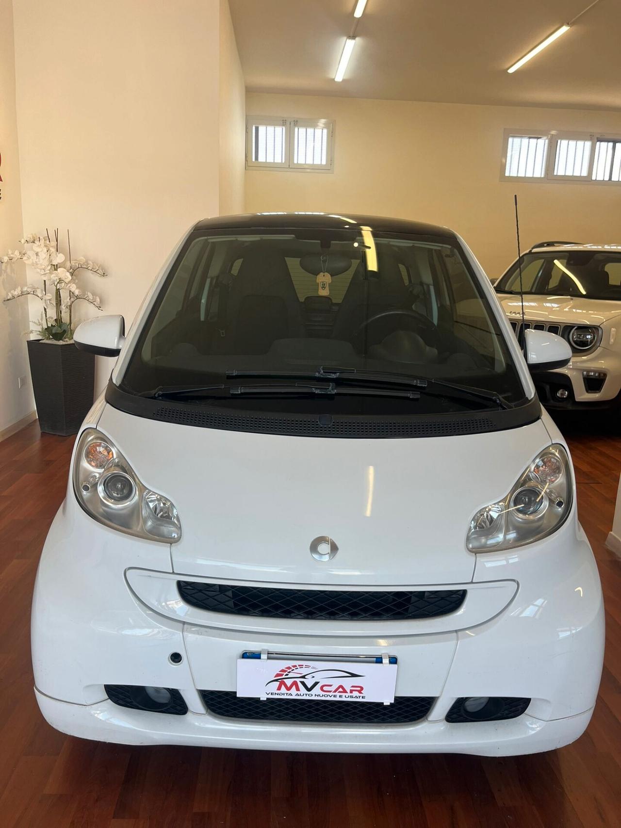 Smart ForTwo 1000 52 kW MHD coupé passion
