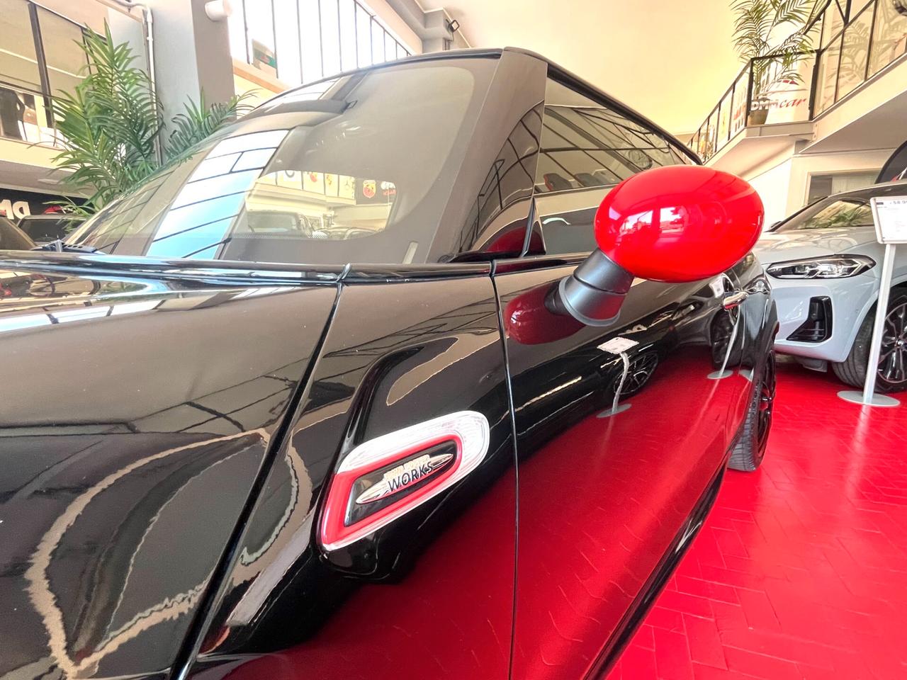 MINI JOHN COOPER WORKS 2.0 231CV Cambio automatico Navigatore Cerchi GARANZIA 12 MESI