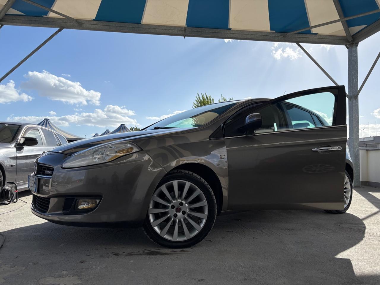 Fiat Bravo 1.6 MJT 105 CV Emotion 150000km!