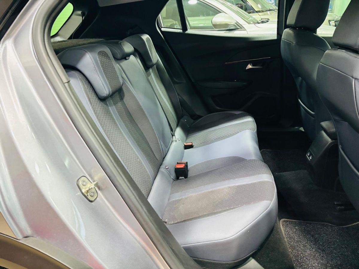 Peugeot 2008 II 1.5 BlueHDi 130 Automatica Allure Pack Navi