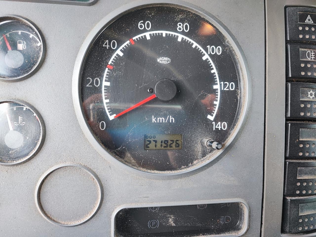 Nissan Atleon KM 271.000 Gancio Traino