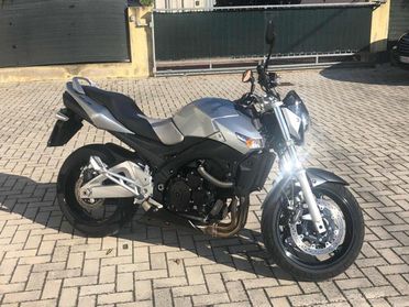SUZUKI GSR 600 19.000km !!!