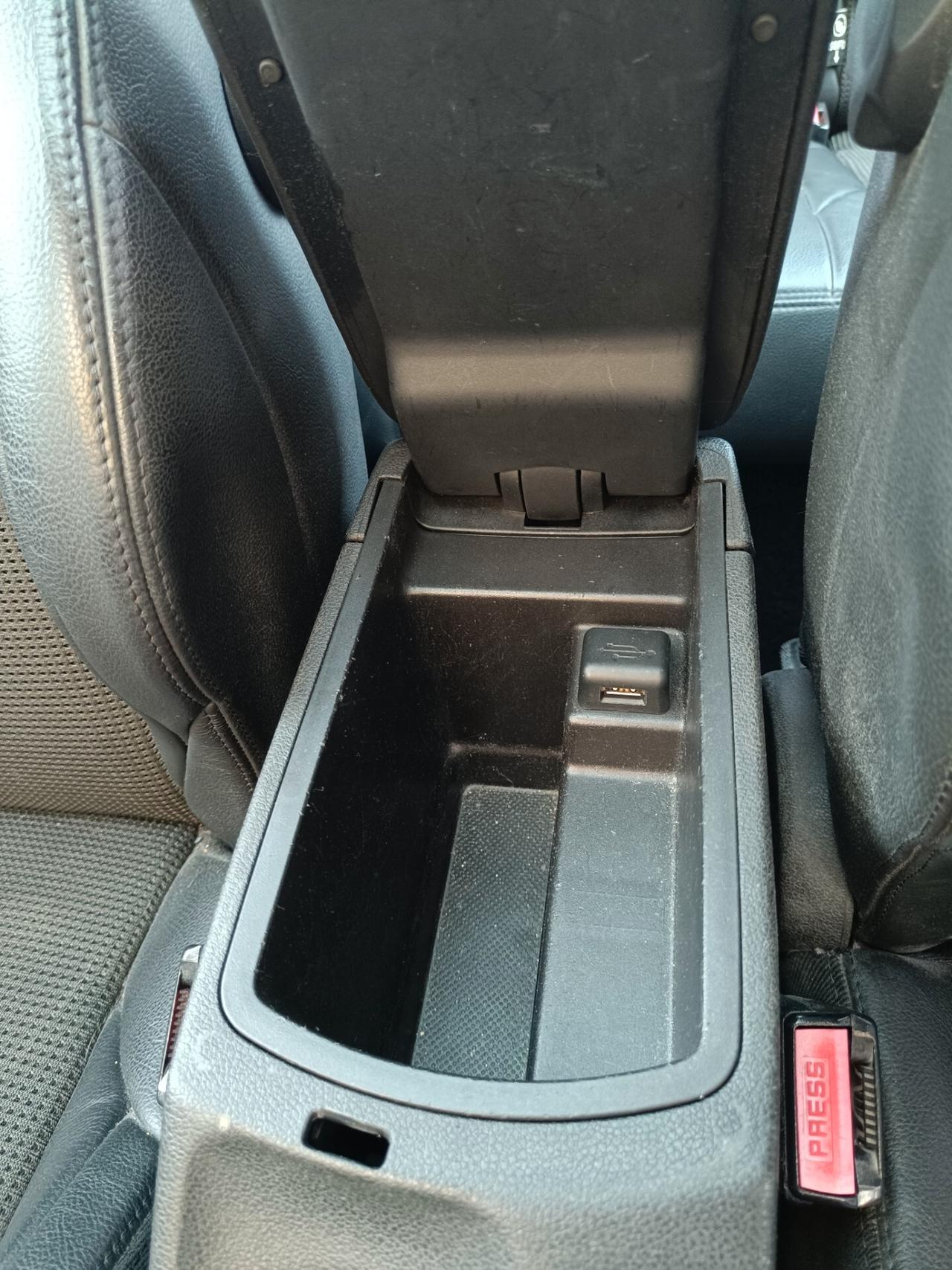 Peugeot 308 1.6 8V e-HDi 112CV Stop&Start robotiz. 5p. Allure