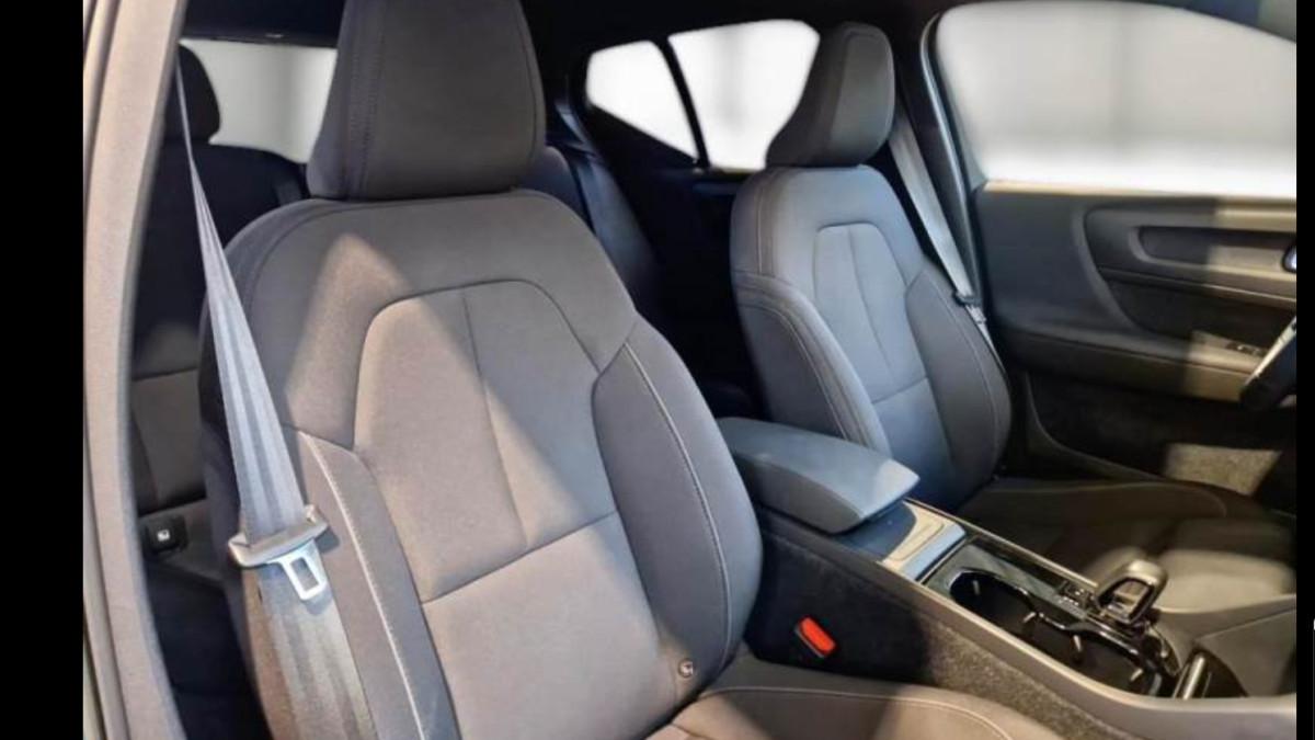 VOLVO Xc40 Recharge Pure Electric Single Motor Fwd Plus