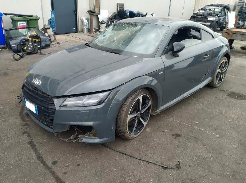 Audi TT Coupé 2.0 TDI ultra S line