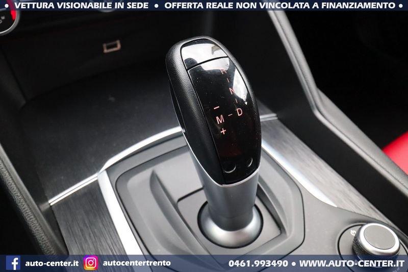Alfa Romeo Giulia 2.2 Turbo Diesel AT8 160CV Super