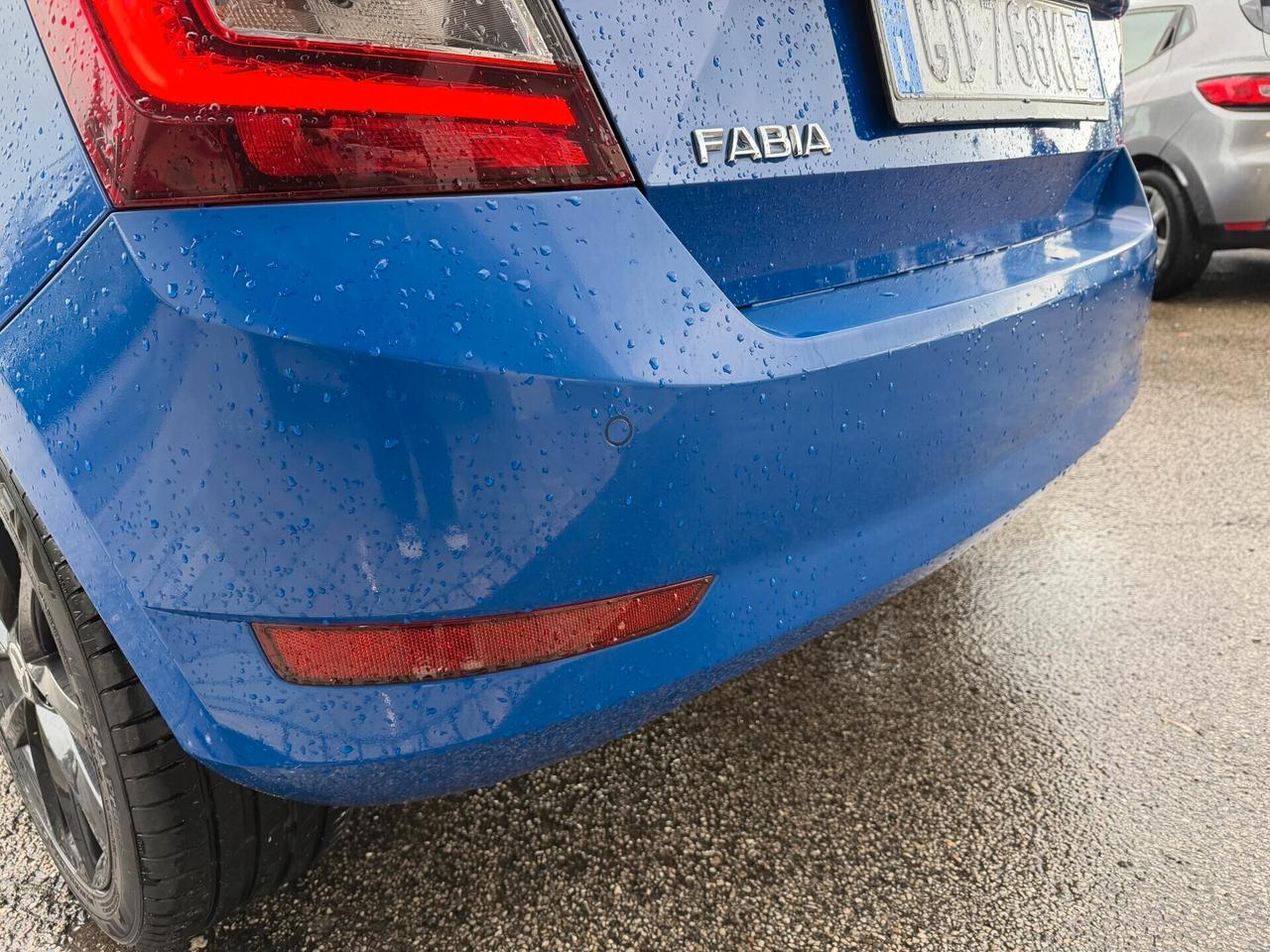 Skoda Fabia 1.0 benzina Neopatentati