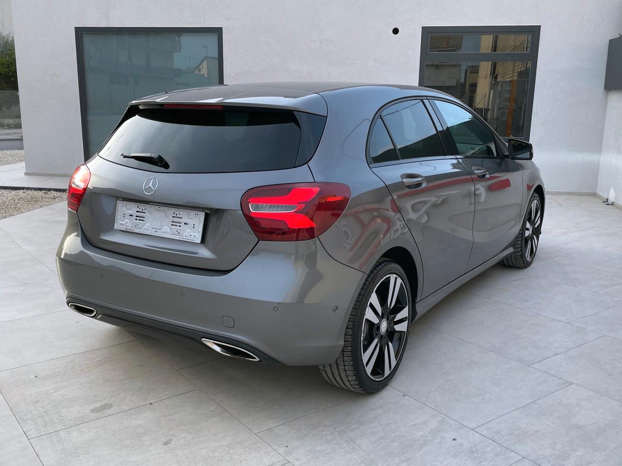 Mercedes-benz A 220 A 220 d Automatic Sport