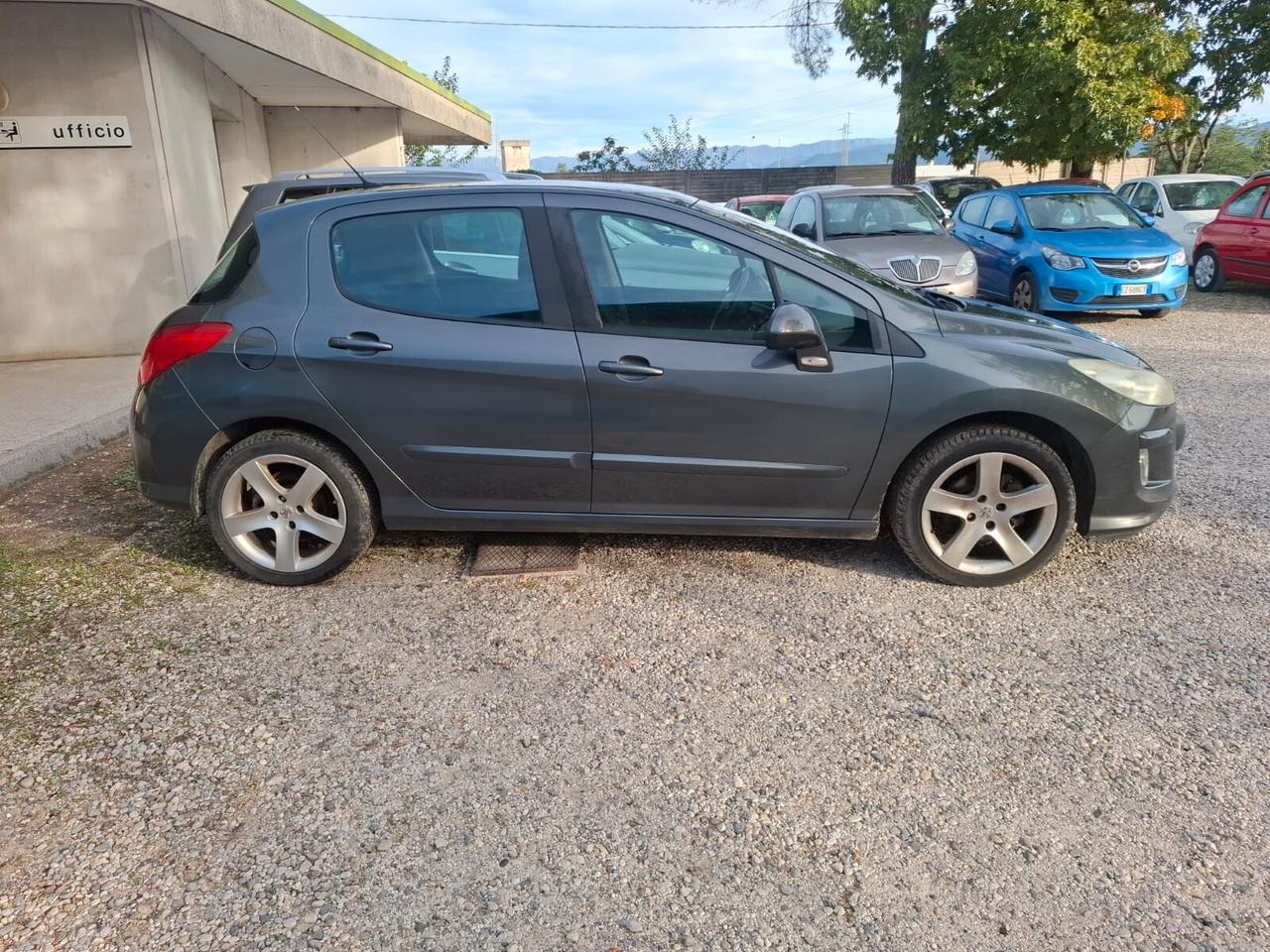 Peugeot 308 1.6 HDi 110CV 5p. Féline (6 Marce)