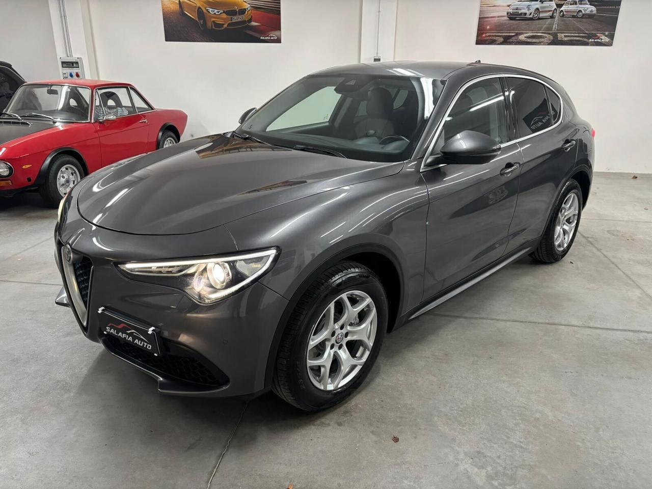 Alfa Romeo Stelvio 2.2 Turbodiesel 160 CV AT8 RWD Business