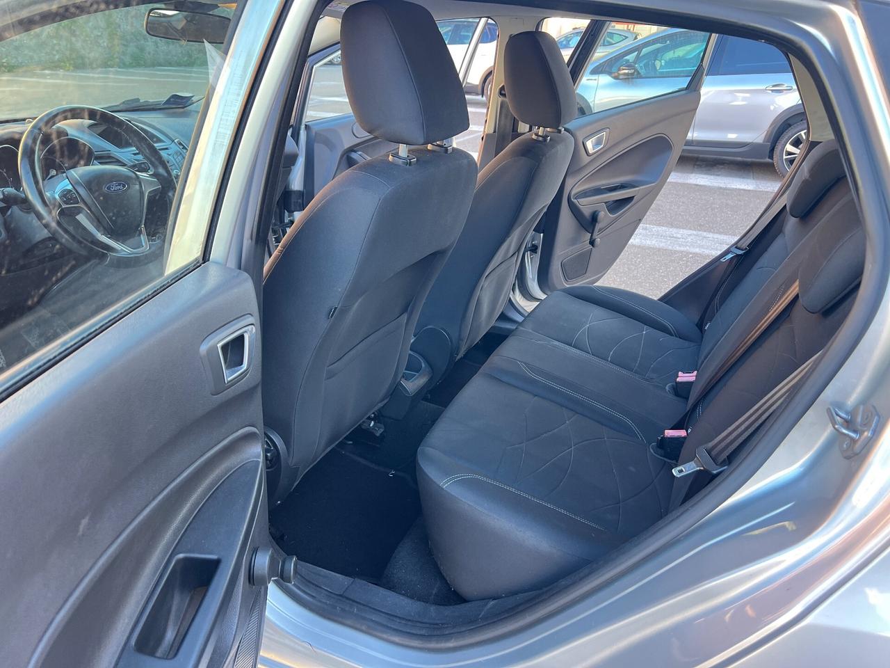 Ford Fiesta 1.0 80CV 5 porte Km 110.000 euro6