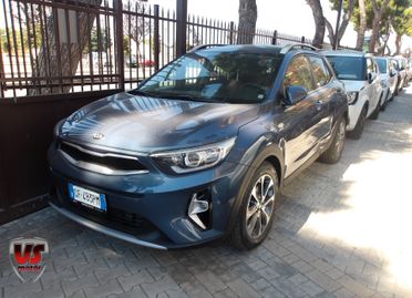 KIA STONIC 1.0 HYBRID-RETROC-28.000 KM-2021