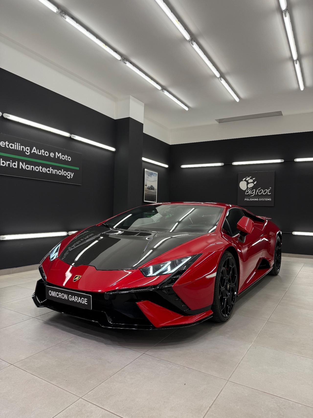 Lamborghini Huracán 5.2 V10 Tecnica RWD Coupé