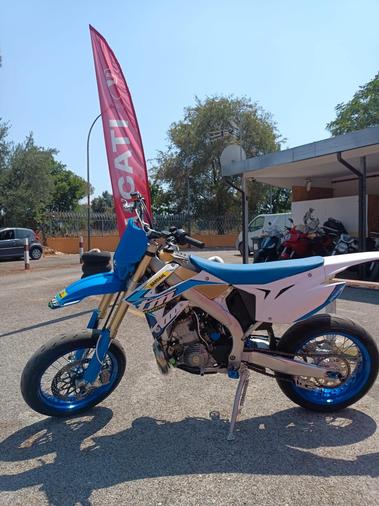 Tm SMR 300 ES Fi 2T