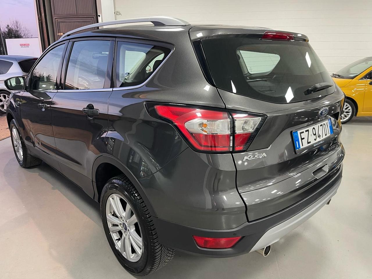 Ford Kuga 2.0 TDCI 120 CV S&S 2WD ST-Line