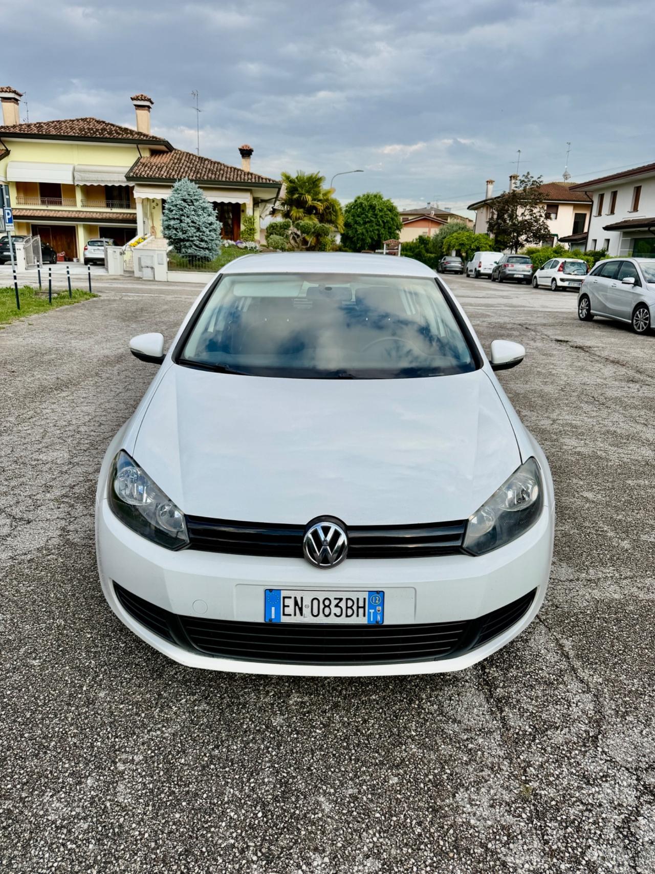 Volkswagen Golf 1.6 TDI DPF 5p. Highline