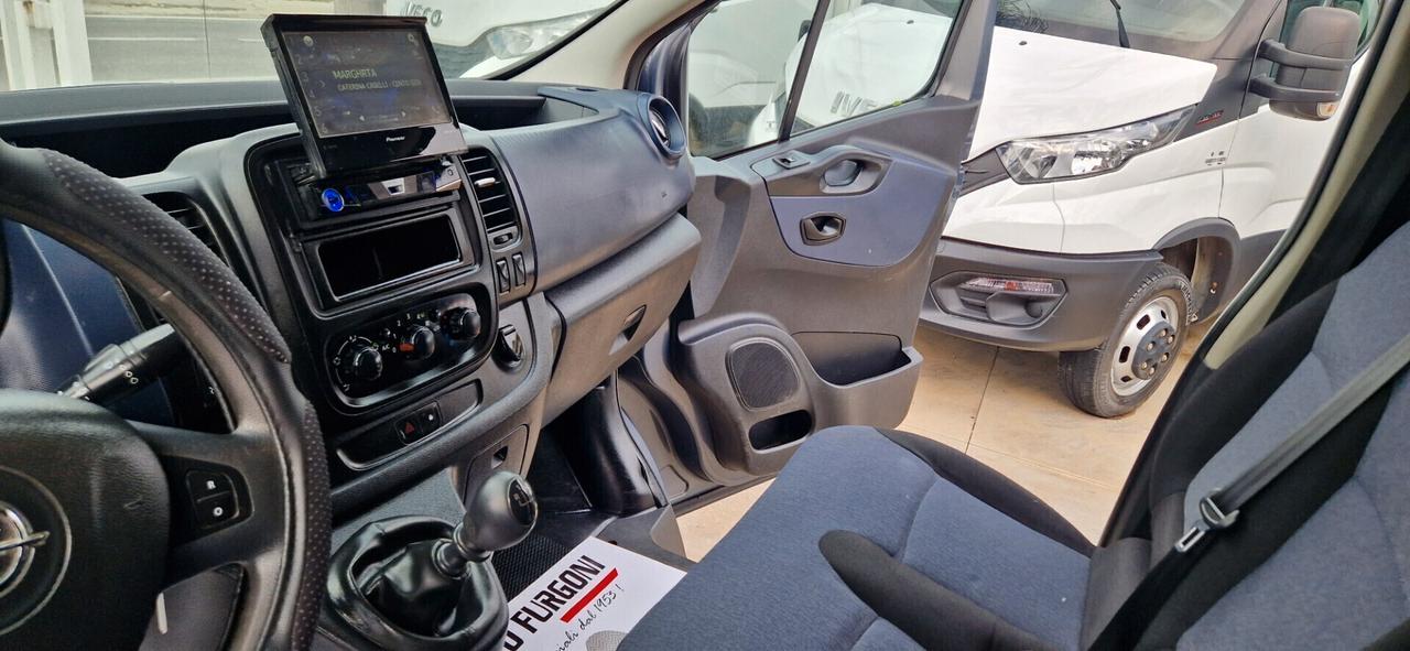 Opel Vivaro 6 POSTI 1.6 MJT 120 CV- AUTOCARRO
