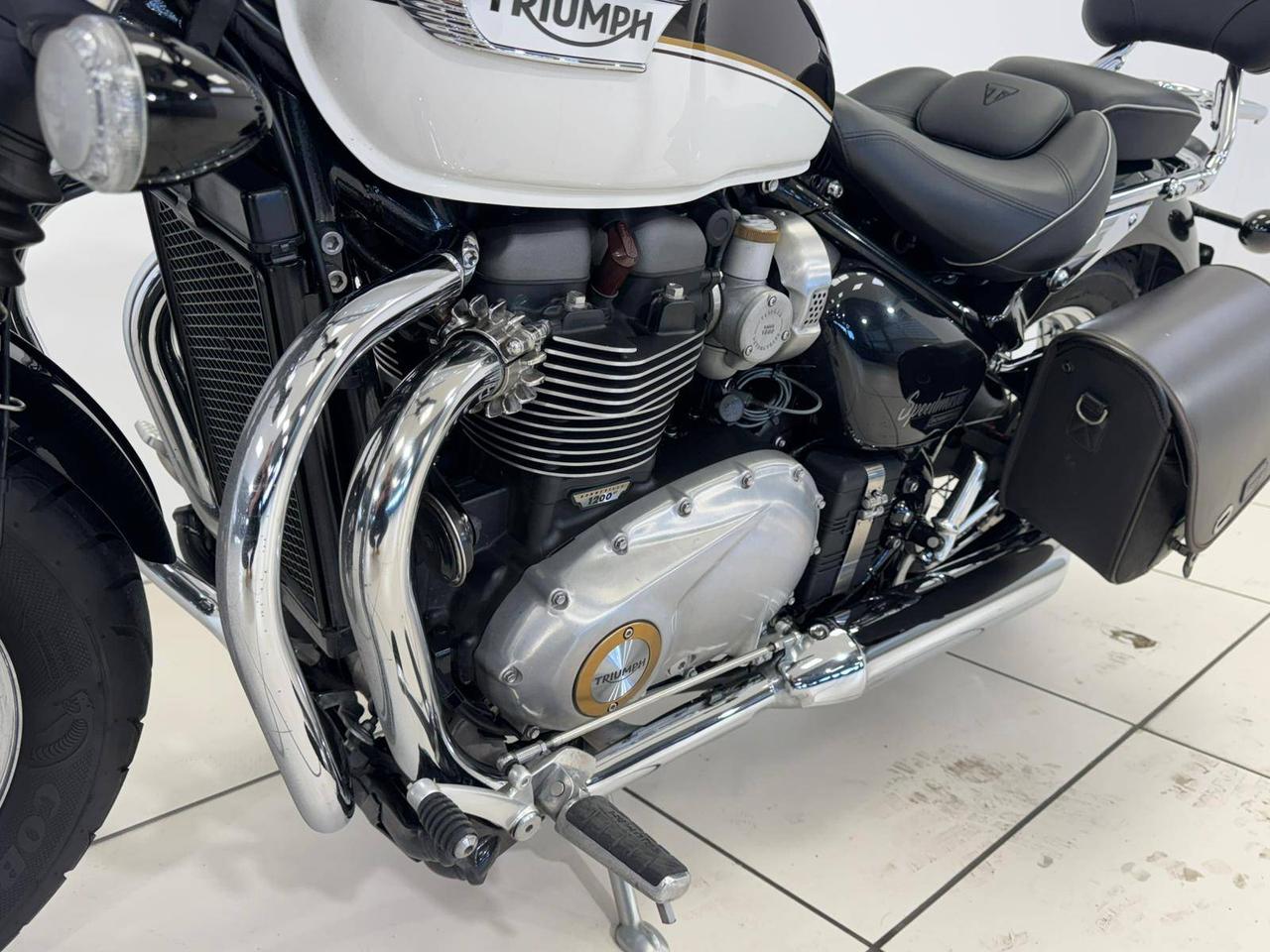 TRIUMPH Bonneville 1200 Speedmaster