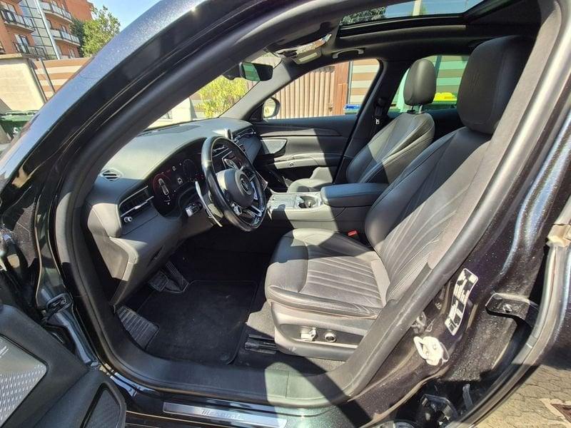 Maserati Grecale Grecale MHEV 300 CV AWD GT TETTO SONUS 360