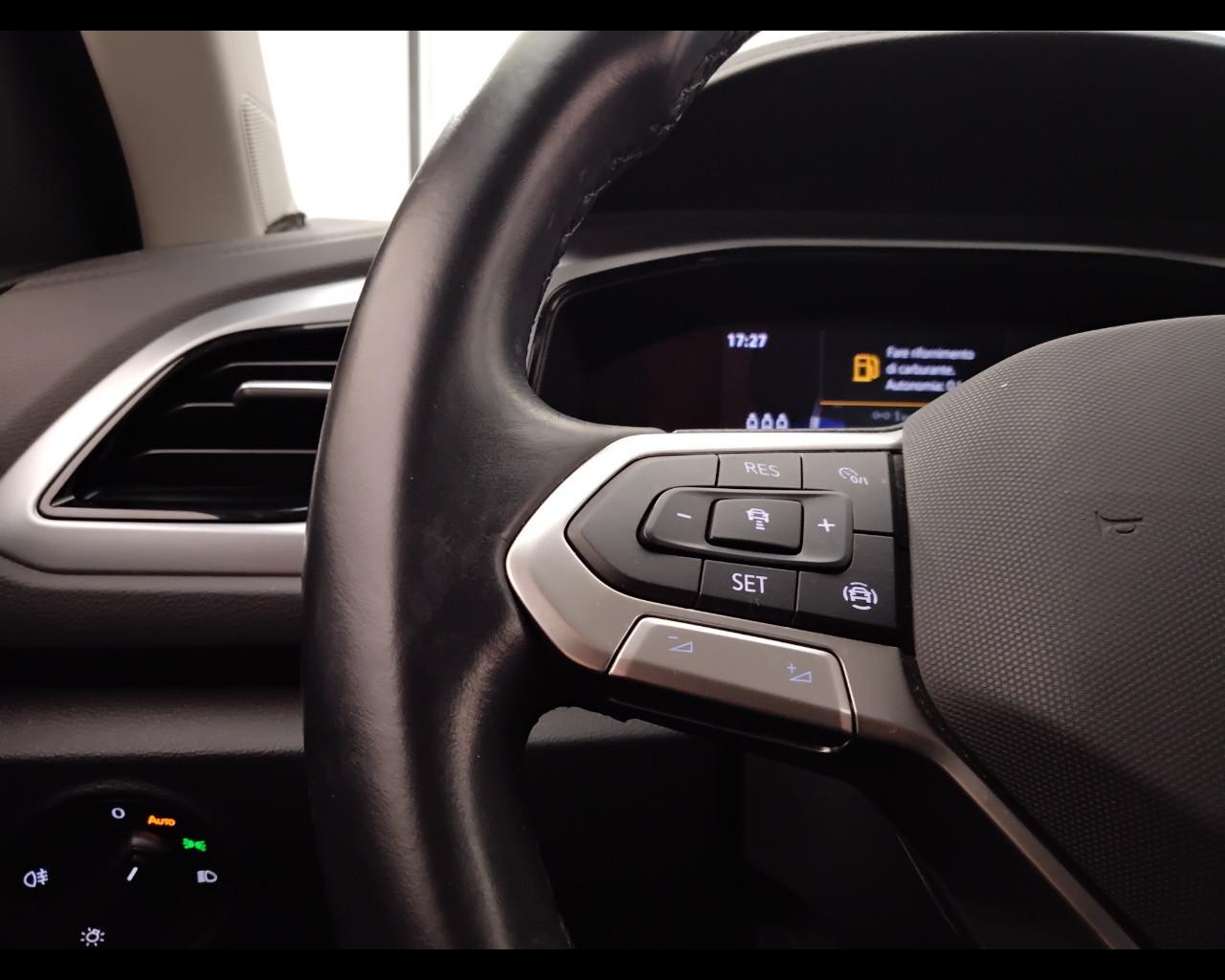 VOLKSWAGEN T-Roc 2022 - T-Roc 1.0 tsi Life 110cv