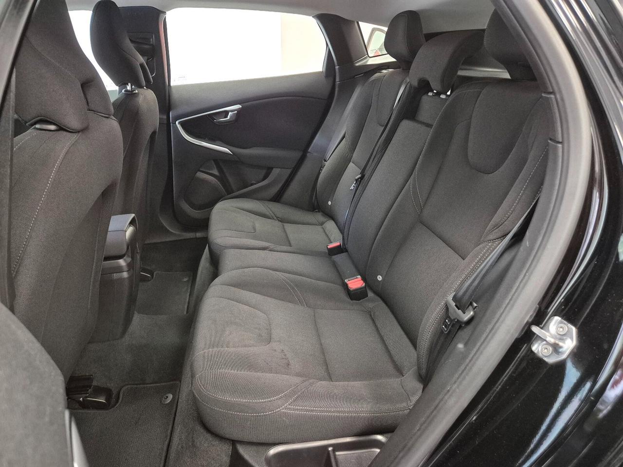Volvo V40 D2 Business