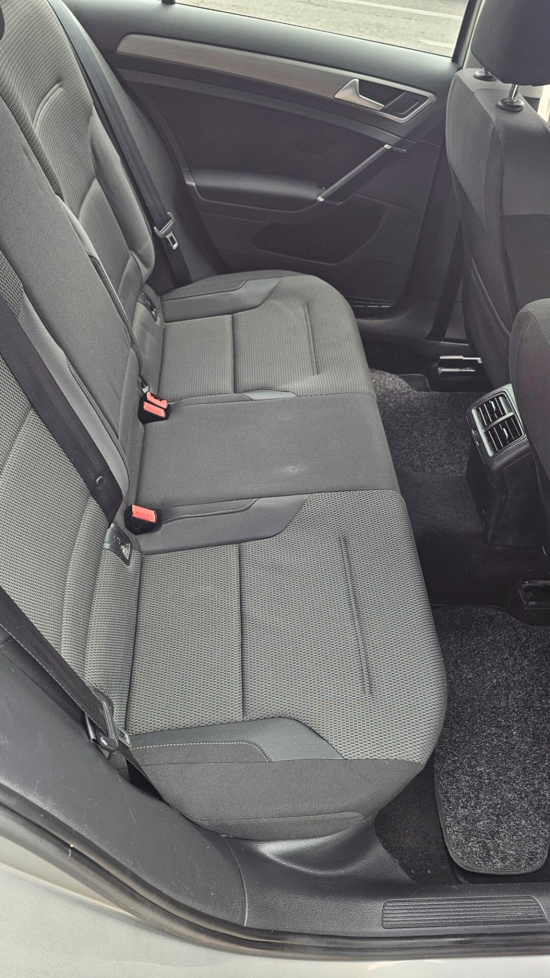 Volkswagen Golf 1.6 TDI 5p. Highline BlueMotion Technology