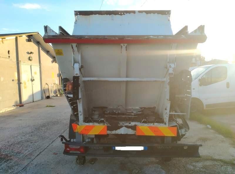 IVECO DAILY 70 C15 A TELAIO