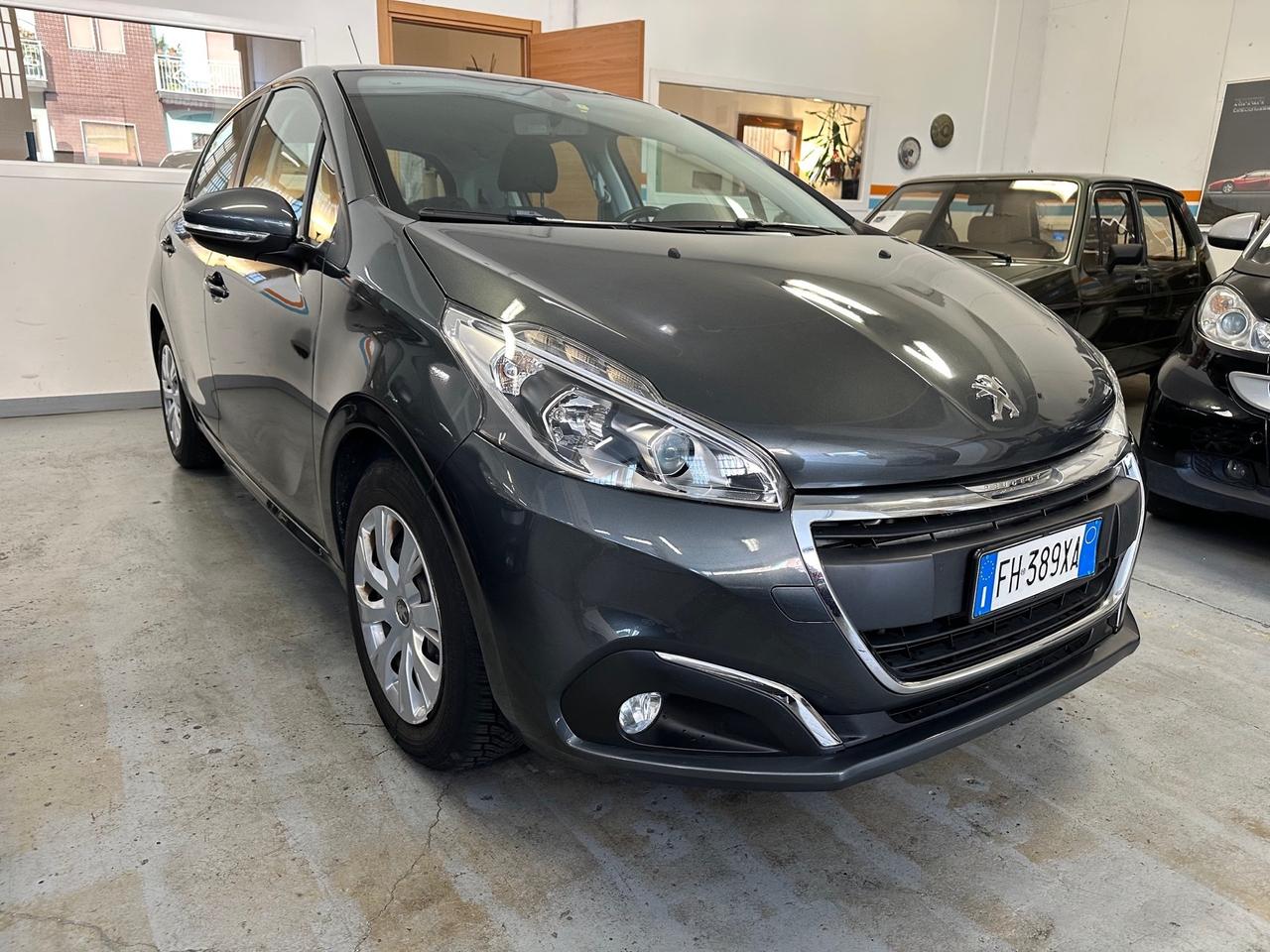 Peugeot 208 PureTech 82 5p. GPL Active