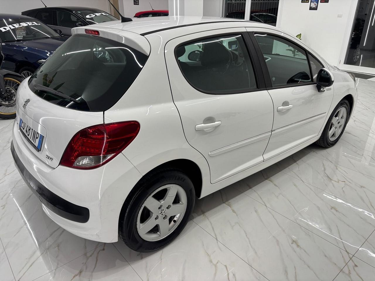 PEUGEOT 207 1.4 HDi 70CV ANNO 2010