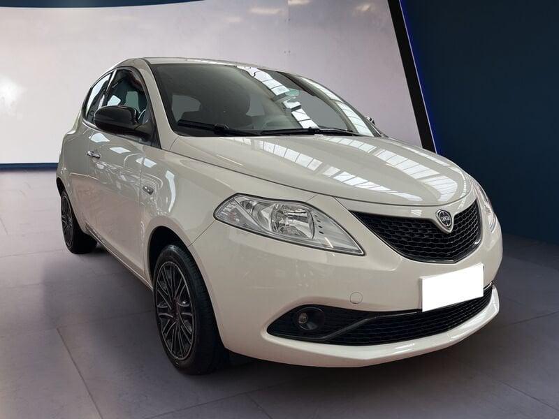 Lancia Ypsilon III 2015 1.0 hybrid Gold s&s 70cv