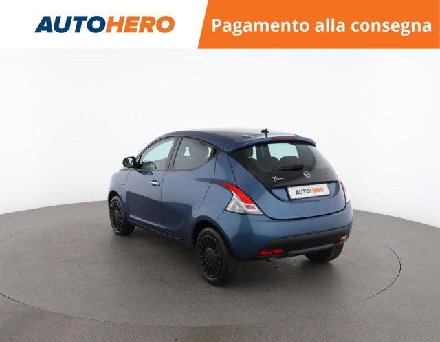 LANCIA Ypsilon 1.0 FireFly 5 porte S&S Hybrid Ecochic Silver