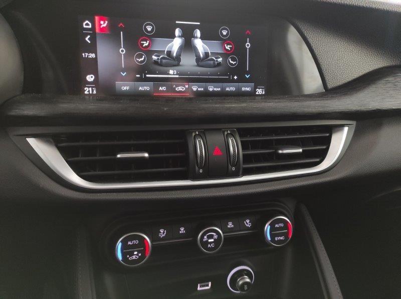 ALFA ROMEO Stelvio - Stelvio 2.2 Turbodiesel 190 CV AT8 Q4 Business