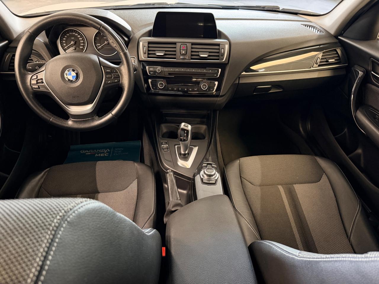Bmw 116 116d 5p. Urban