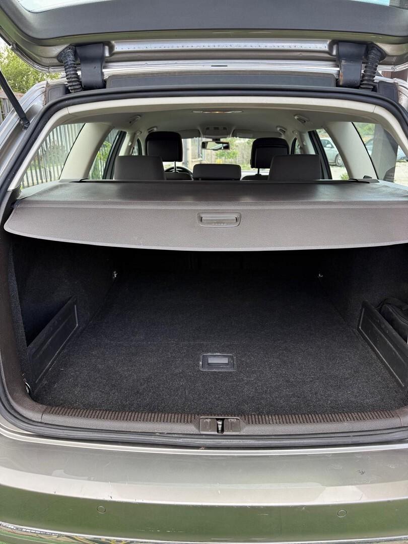 VOLKSWAGEN PASSAT 7" SERIE