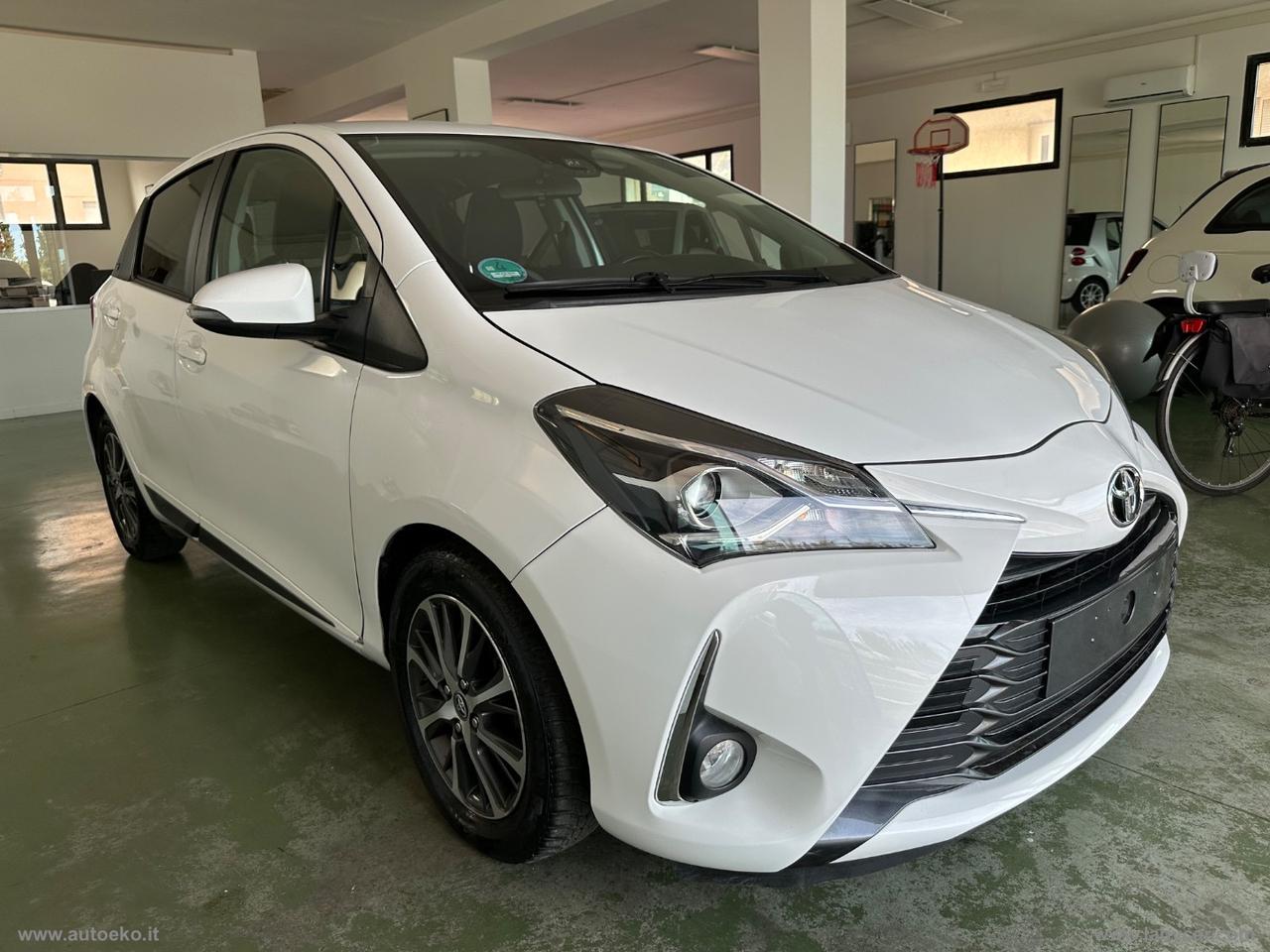 TOYOTA Yaris 1.5 Hybrid 5p. Y20 Bitone